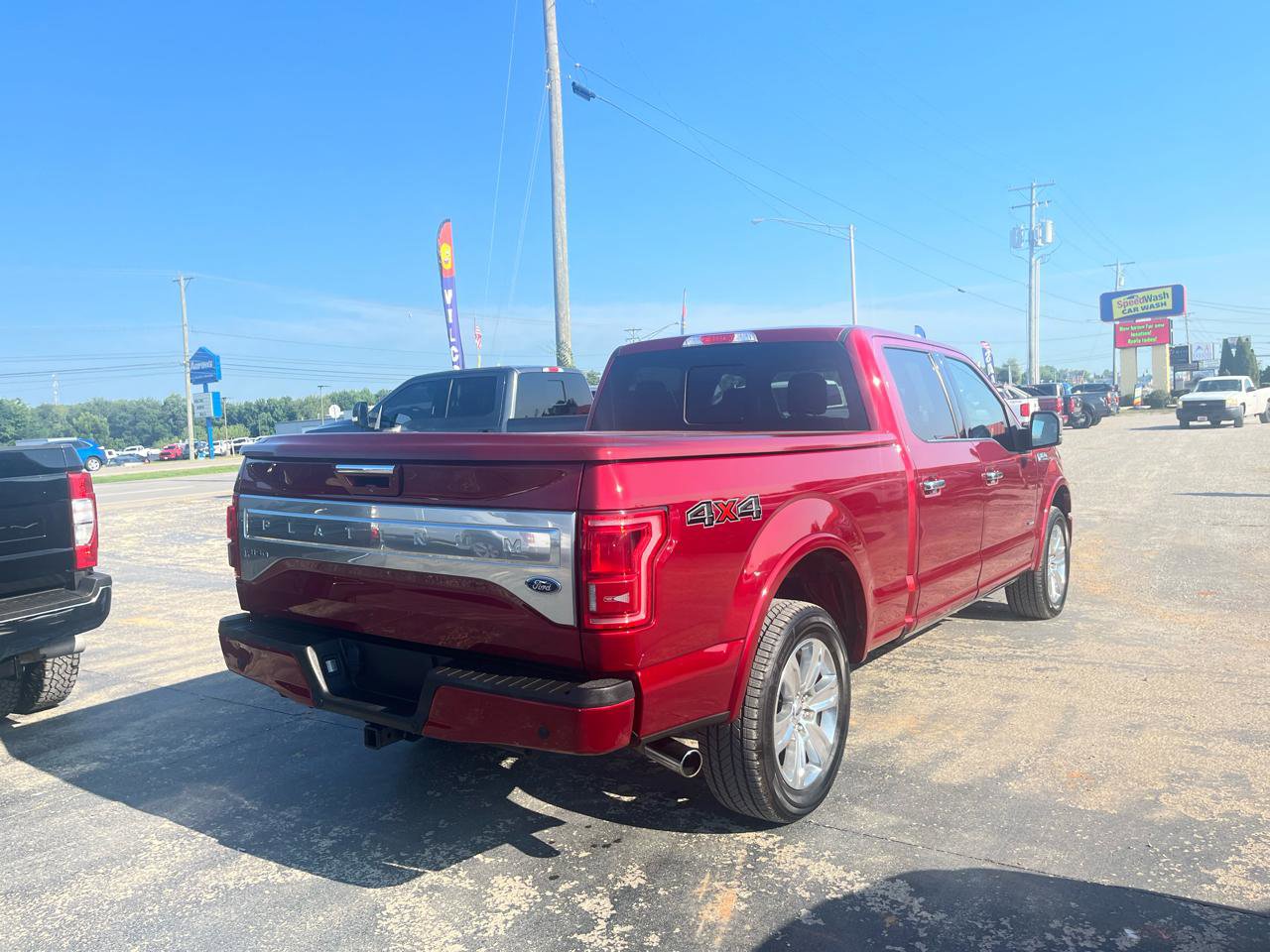 Used 2015 Ford F150 Platinum w/ Equipment Group 701A Luxury AWD/4WD image 3