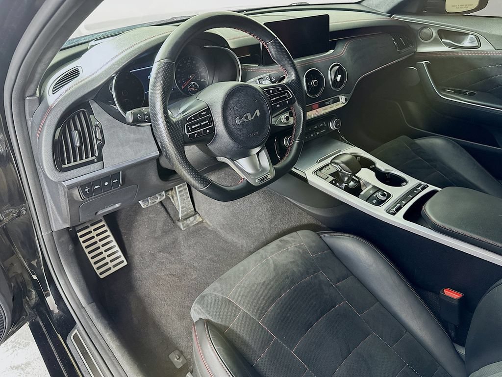 Used 2023 Kia Stinger GT2 RWD image 22