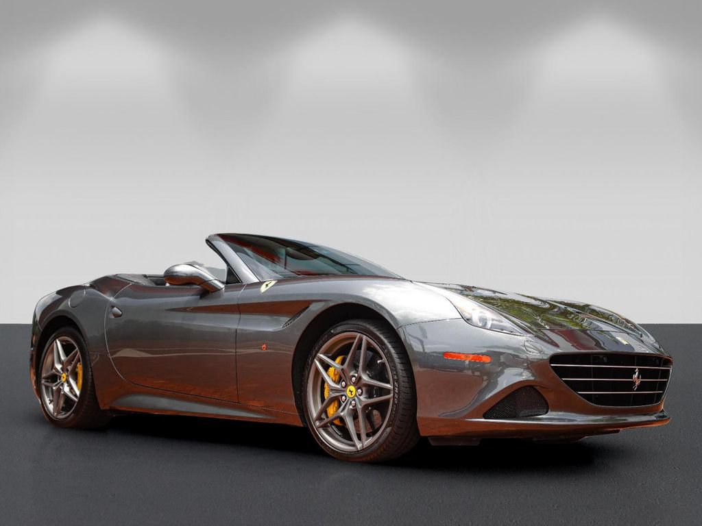 Certified 2016 Ferrari California T RWD image 28