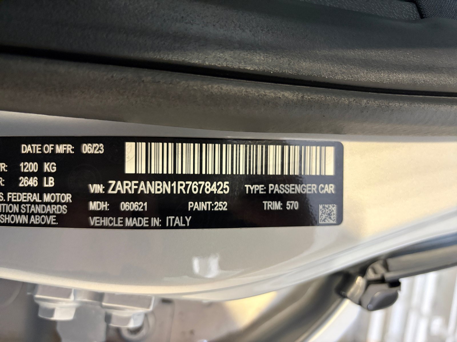 Used 2024 Alfa Romeo Giulia Ti AWD/4WD image 42