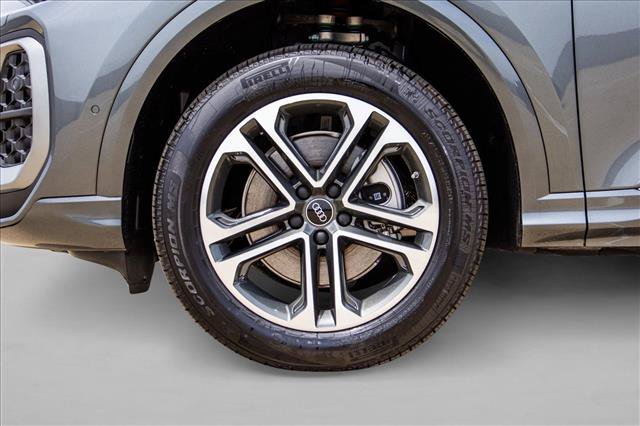 New 2026 Audi Q5 Premium AWD/4WD image 9
