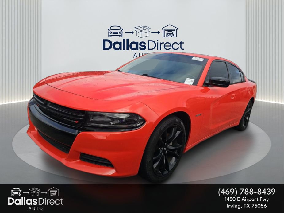 Used 2018 Dodge Charger SXT w/ Blacktop Package image 1