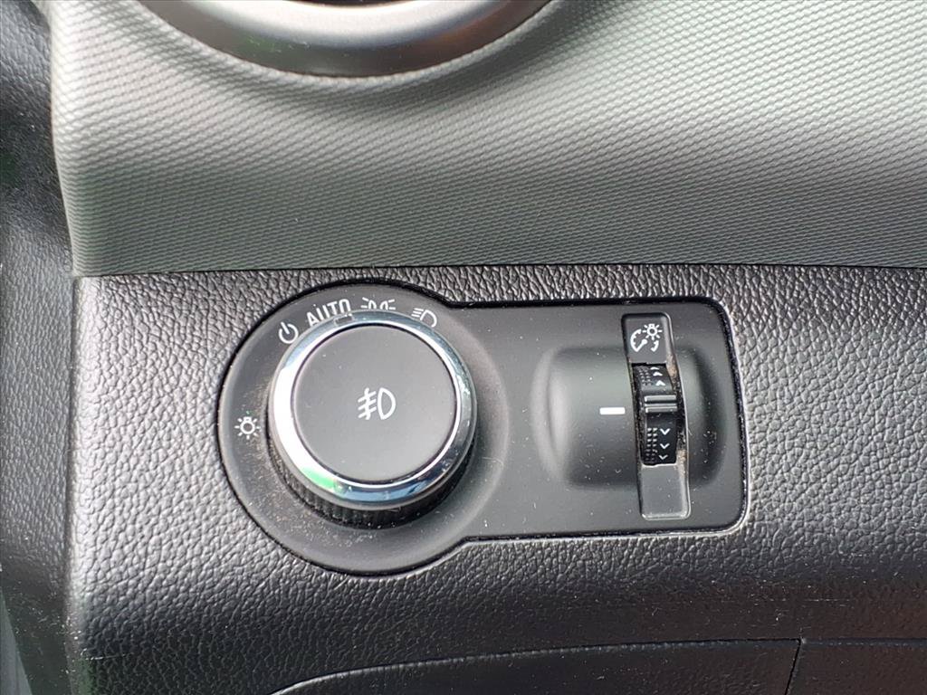 Used 2015 Chevrolet Sonic LT FWD image 16