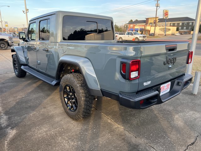 New 2026 Jeep Gladiator Sport AWD/4WD image 4