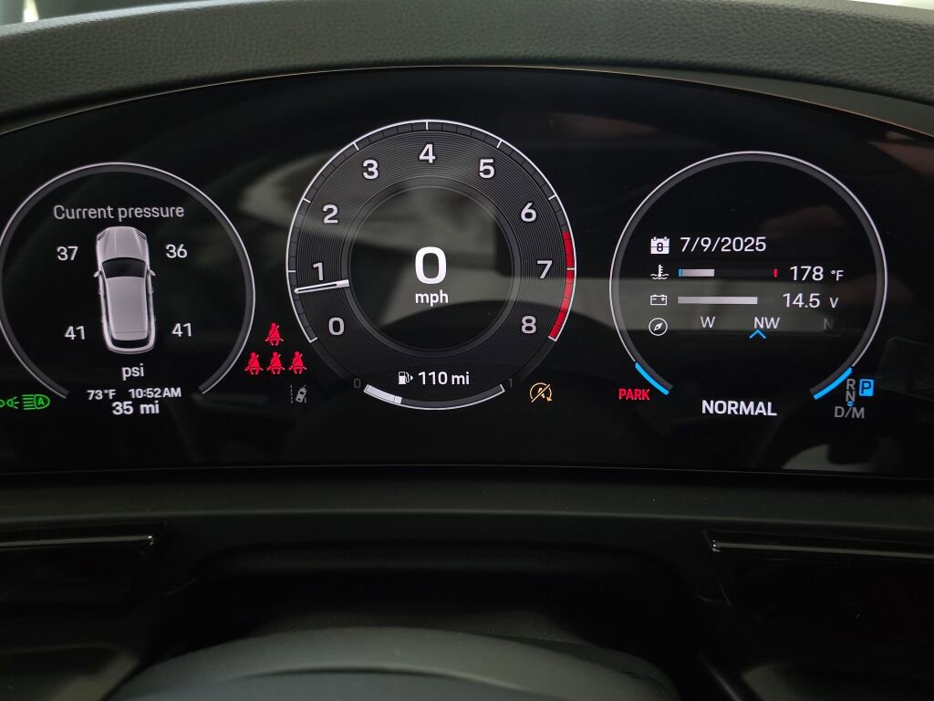 Certified 2025 Porsche Cayenne image 29