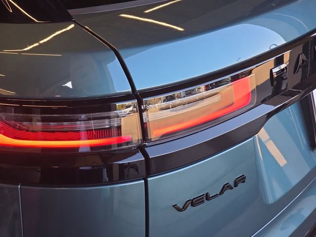 New 2026 Land Rover Range Rover Velar Dynamic SE AWD/4WD image 23