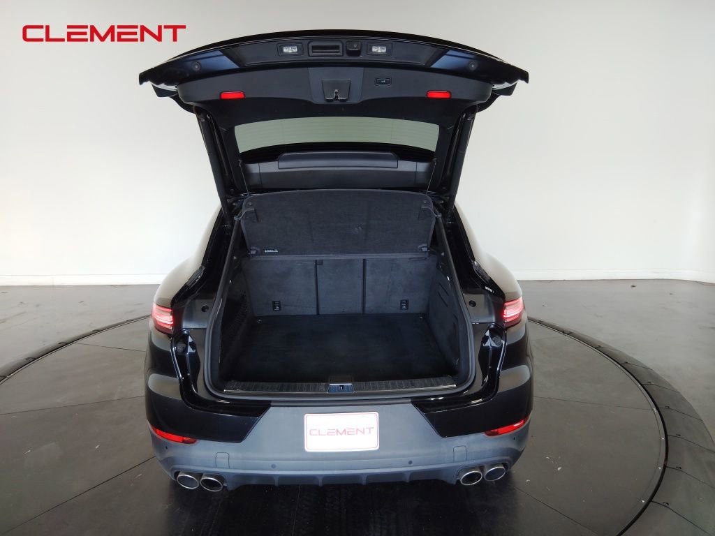 Used 2022 Porsche Cayenne S image 8