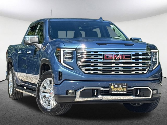 Used 2024 GMC Sierra 1500 Denali w/ Technology Package AWD/4WD image 17