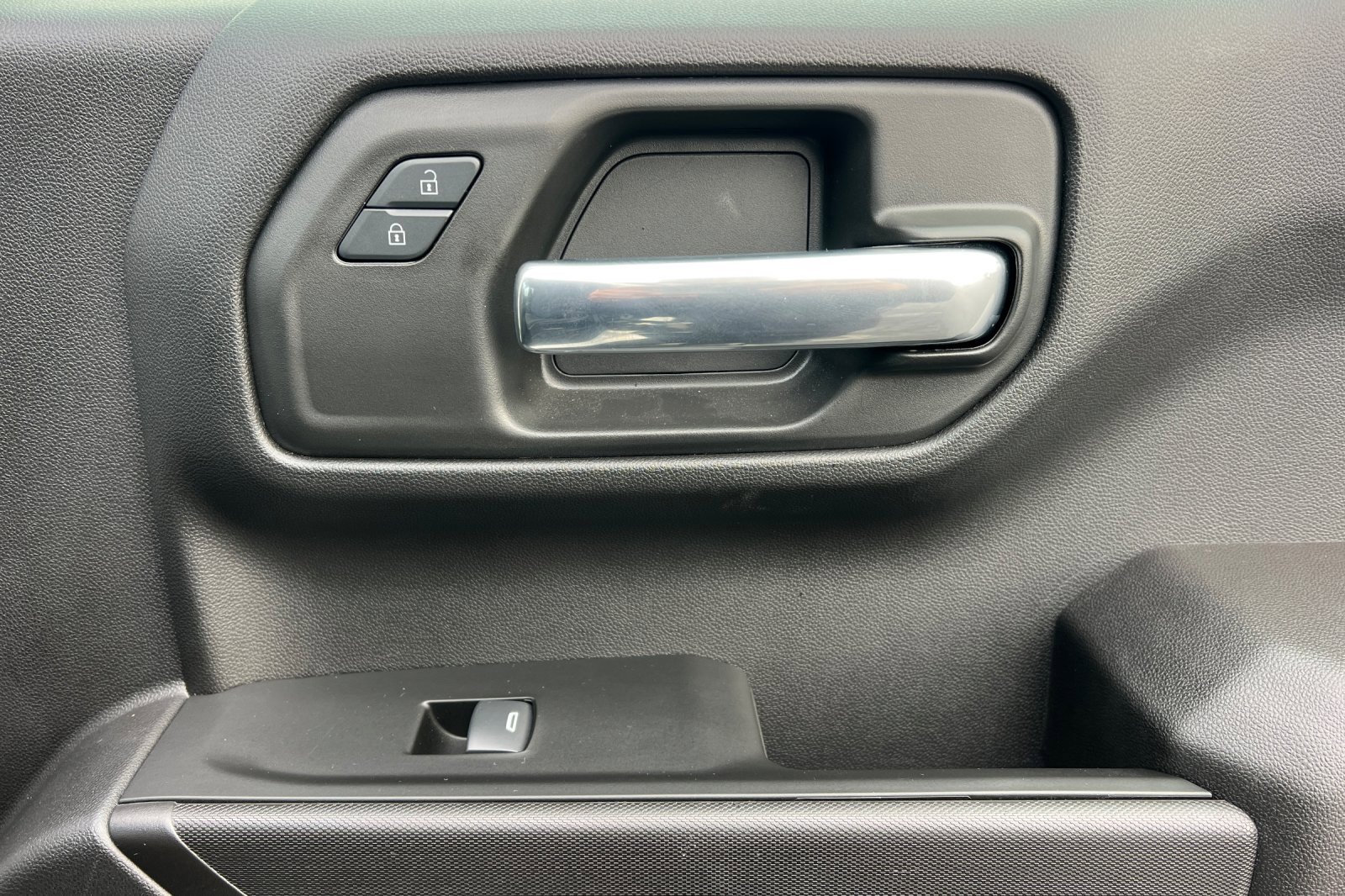 Used 2025 Chevrolet Silverado 1500 Custom w/ Rally Edition image 21