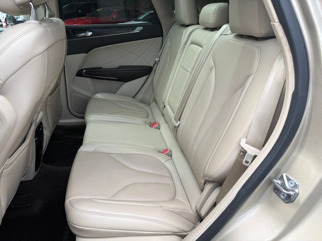 Used 2017 Lincoln MKC Reserve AWD/4WD image 24
