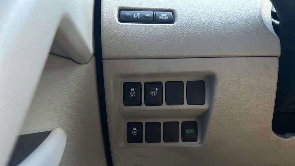 Used 2018 Nissan Rogue Sport SV w/ SV Technology Package image 22