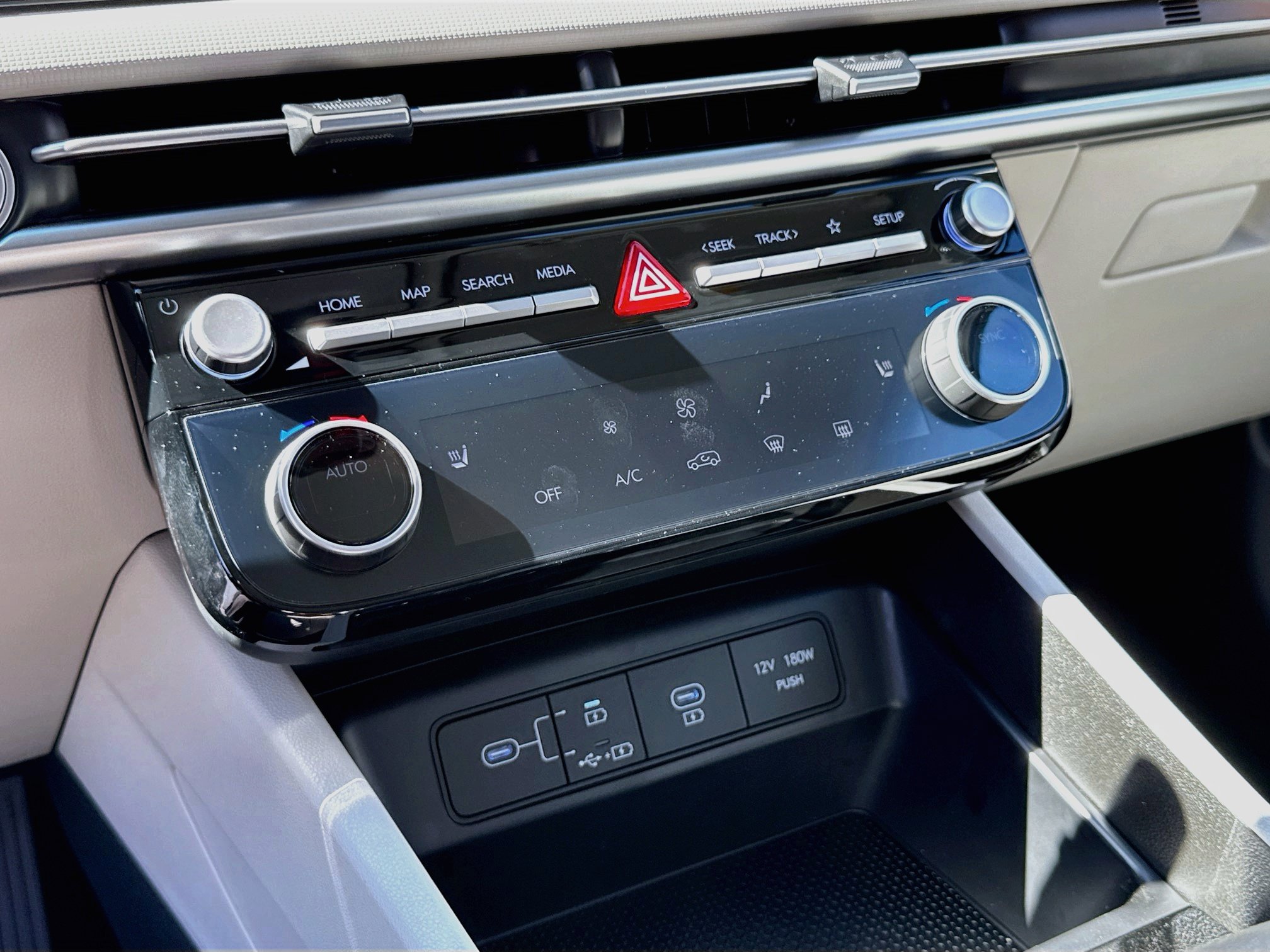 New 2026 Hyundai Tucson SEL Plus AWD/4WD image 12