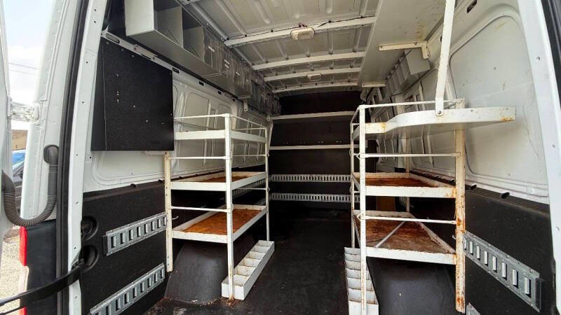 Used 2017 Mercedes-Benz Sprinter 3500 image 15