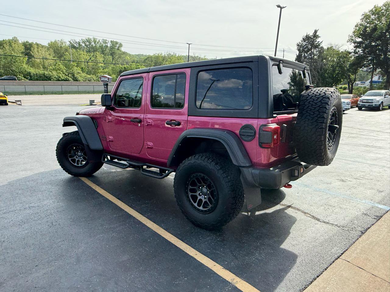 Used 2022 Jeep Wrangler Unlimited Rubicon w/ Xtreme Recon 35" Tire Package AWD/4WD image 5