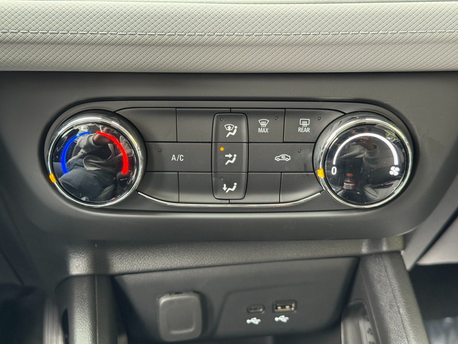 Used 2026 Chevrolet TrailBlazer LS w/ LS Convenience Package FWD image 22