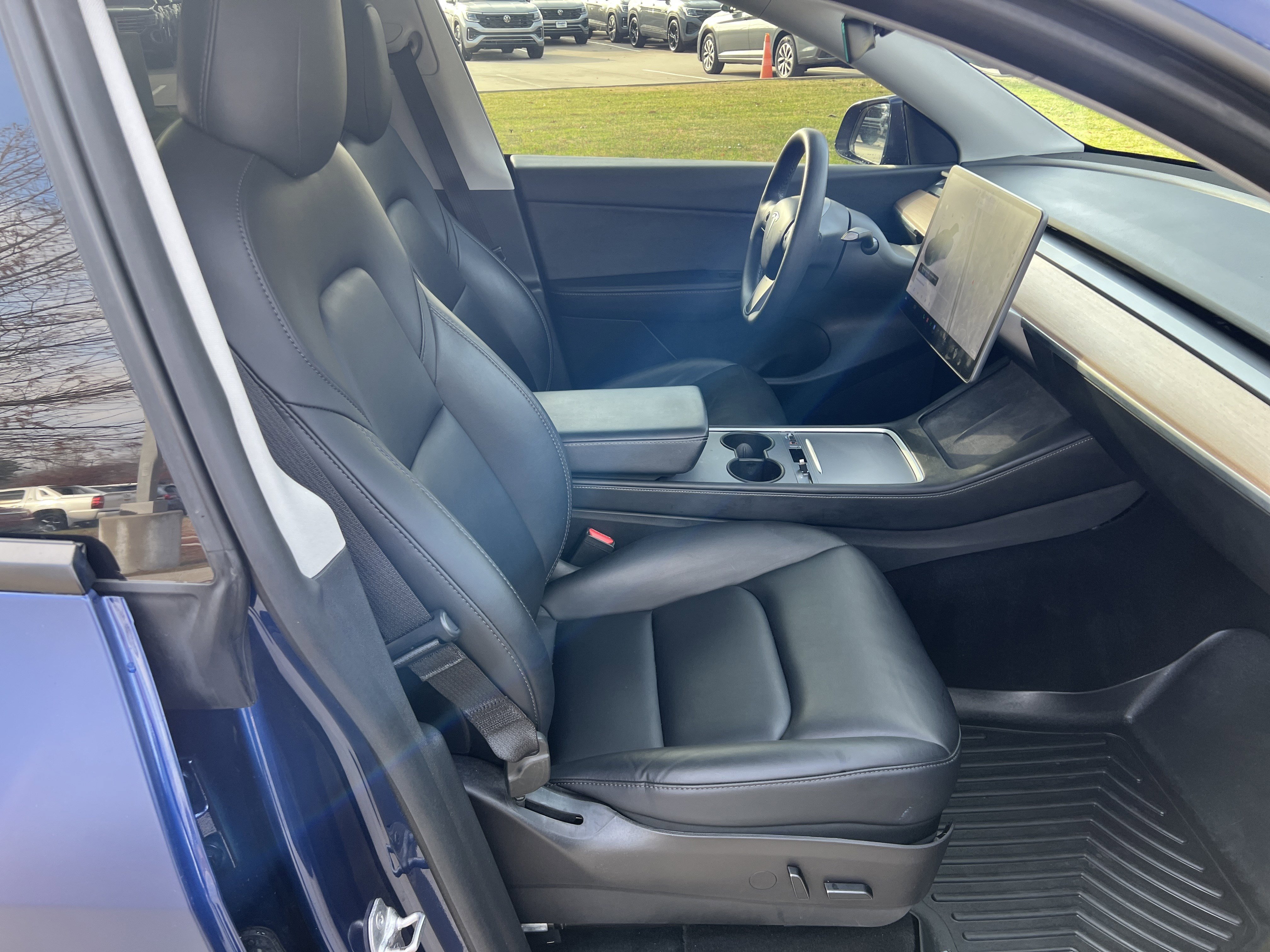 Used 2021 Tesla Model Y Long Range image 29