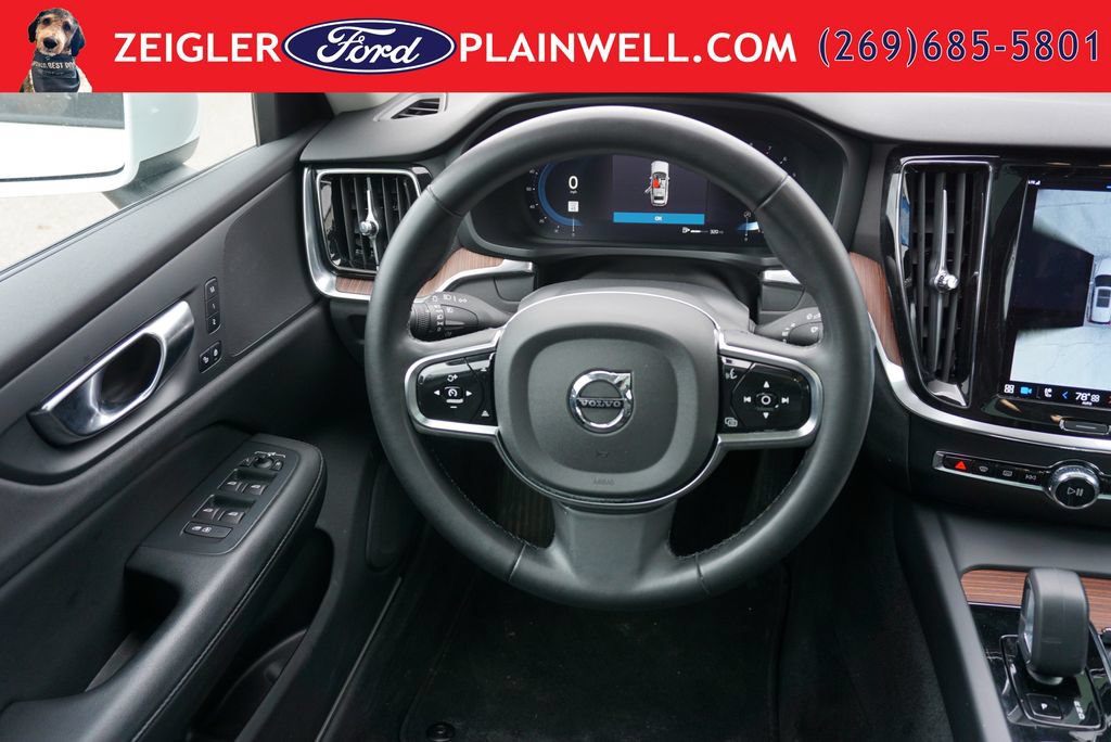 Used 2024 Volvo V60 B5 Cross Country Plus AWD/4WD image 15