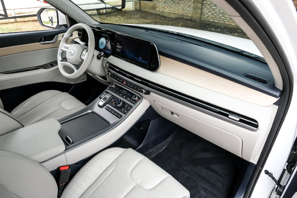 Used 2023 Hyundai Palisade Limited AWD/4WD image 24
