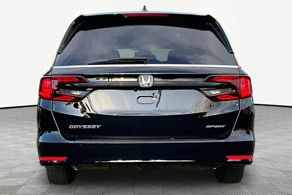 Used 2024 Honda Odyssey Sport image 7