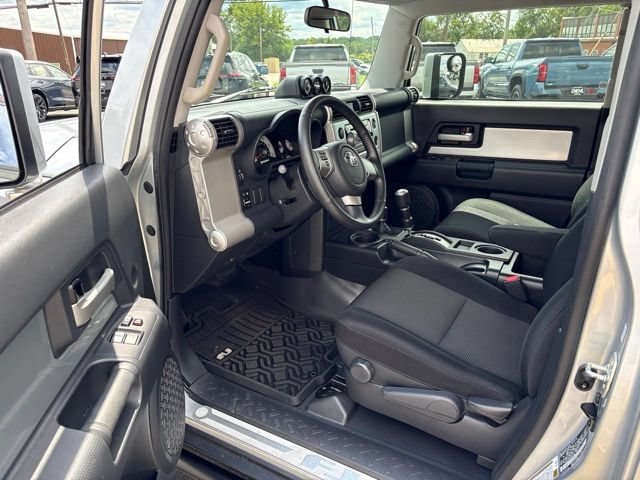 Used 2007 Toyota FJ Cruiser 4WD image 10