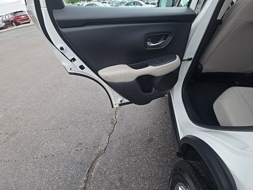 Certified 2023 Honda HR-V LX image 25