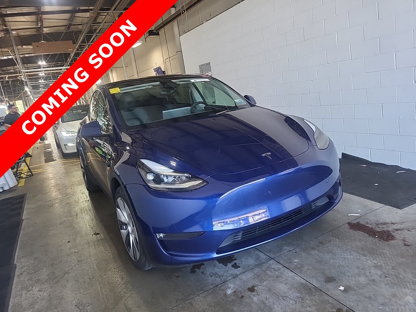 Used 2023 Tesla Model Y Long Range AWD/4WD image 4