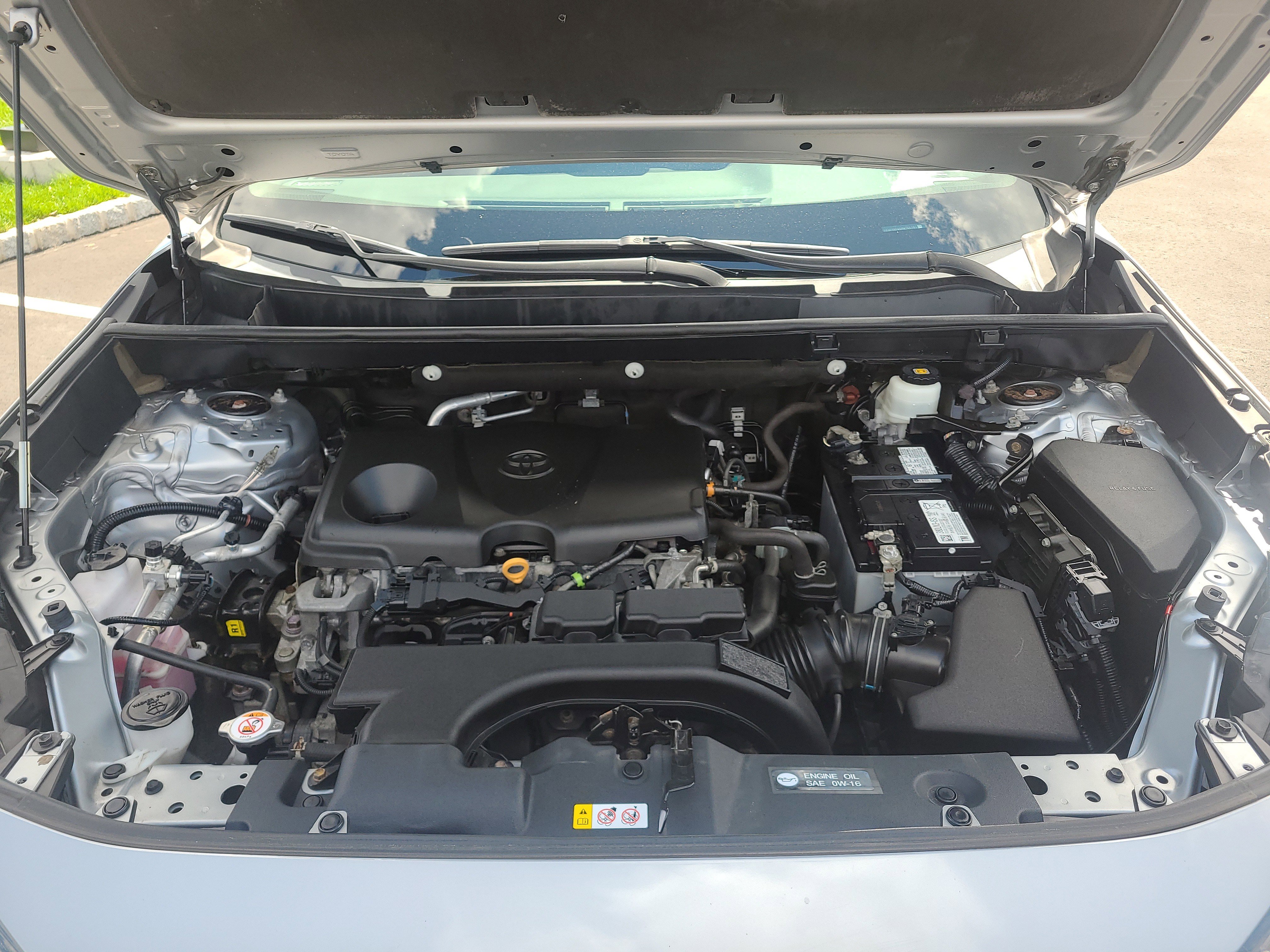 Certified 2021 Toyota RAV4 LE image 30