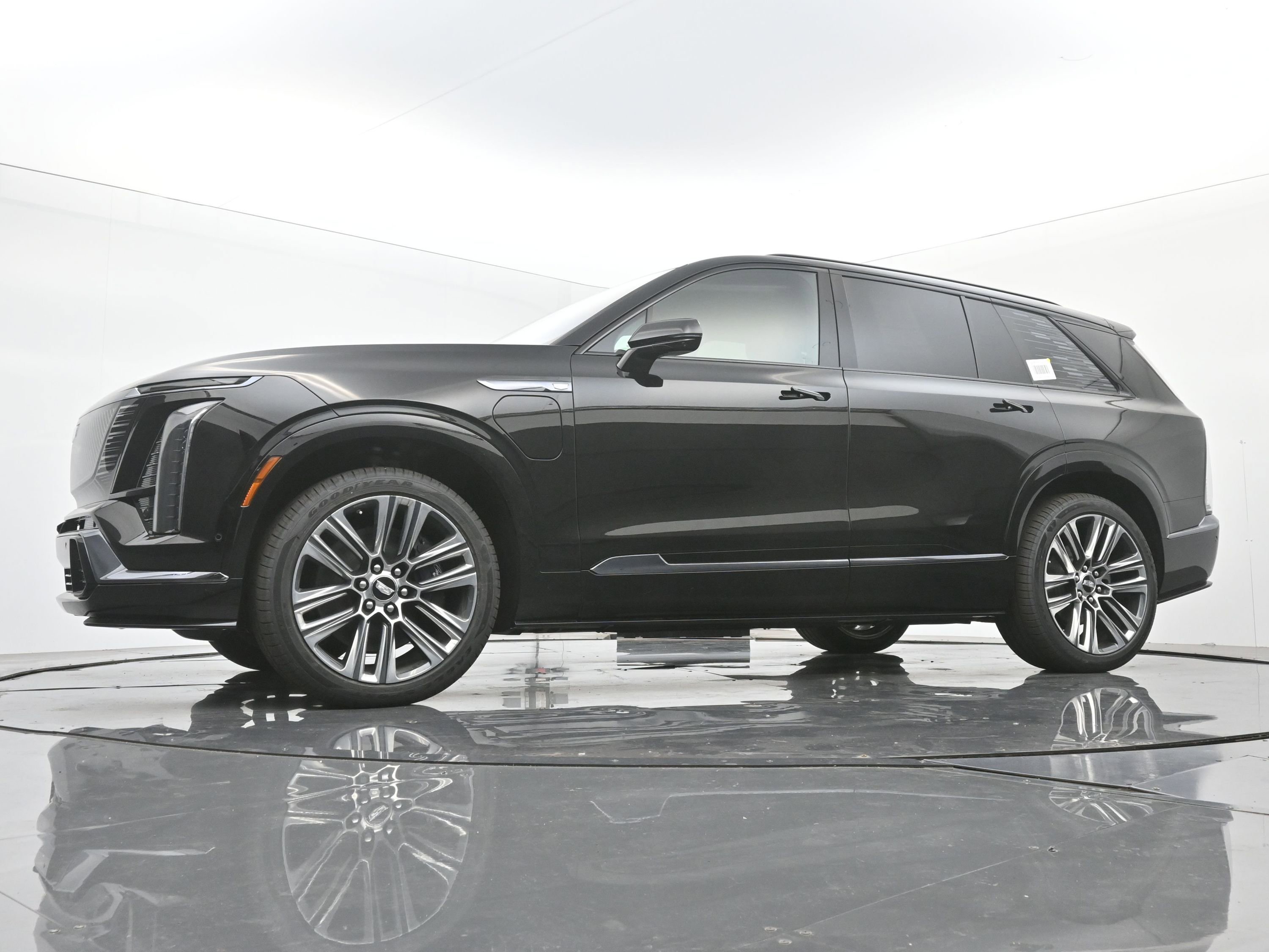 New 2026 Cadillac Vistiq Platinum w/ LPO, Floor Liner Package image 16