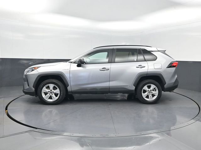 Used 2021 Toyota RAV4 LE image 32