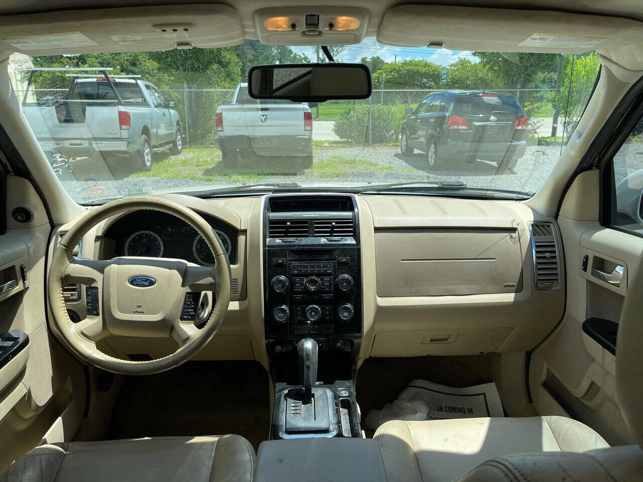 Used 2011 Ford Escape Limited w/ 302A Rapid Spec Order Code image 25