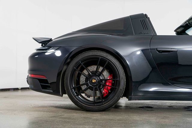 Used 2024 Porsche 911 Targa 4 GTS w/ Premium Package image 10