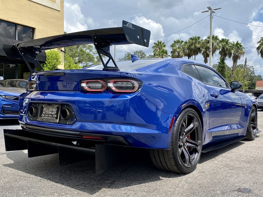 Used 2020 Chevrolet Camaro SS image 24