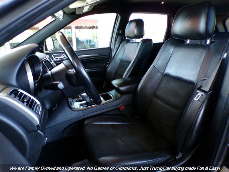 Used 2021 Jeep Grand Cherokee Laredo X AWD/4WD image 17