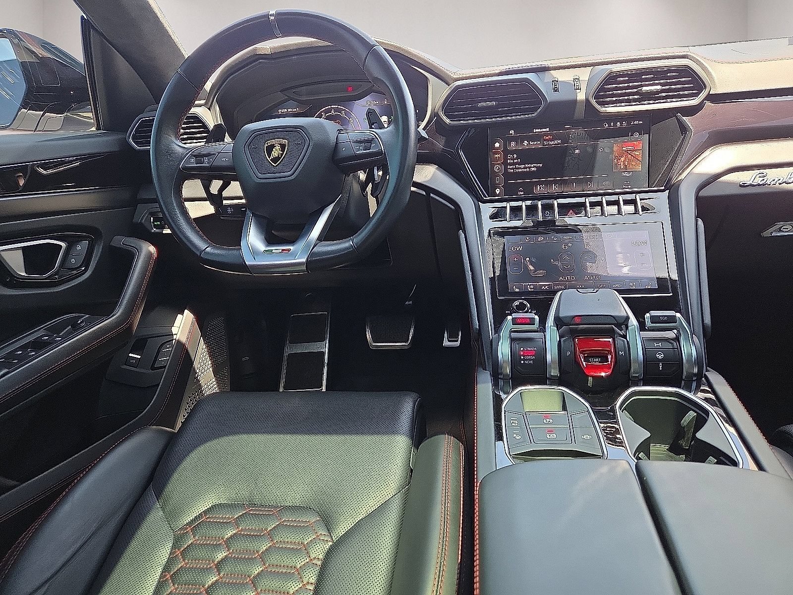 Used 2024 Lamborghini Urus S AWD/4WD image 18