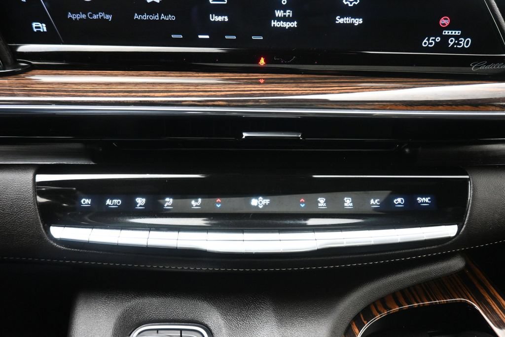 Used 2024 Cadillac Escalade ESV Premium Luxury w/ LPO, Floor Liner Package AWD/4WD image 32