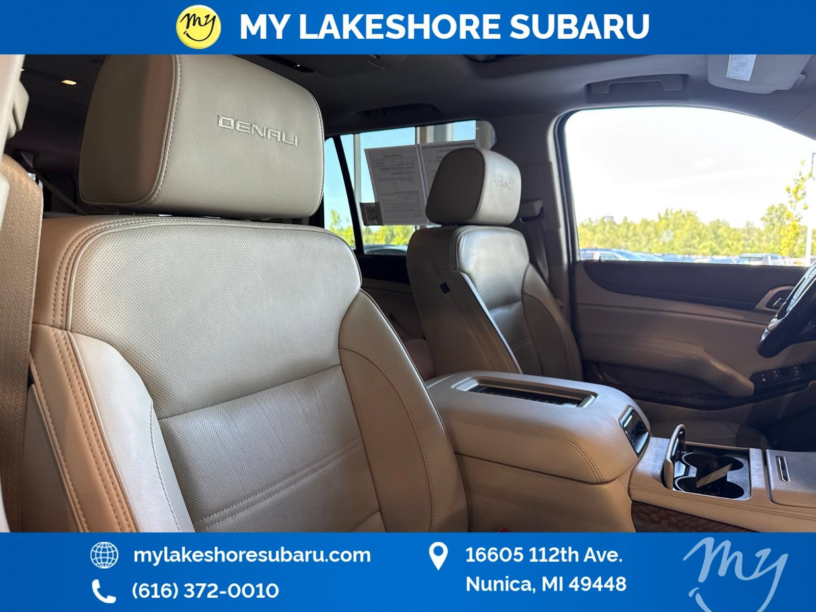 Used 2018 GMC Yukon Denali w/ Open Road Package AWD/4WD image 36