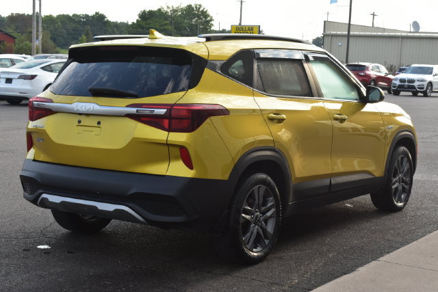 Used 2023 Kia Seltos LX AWD/4WD image 9