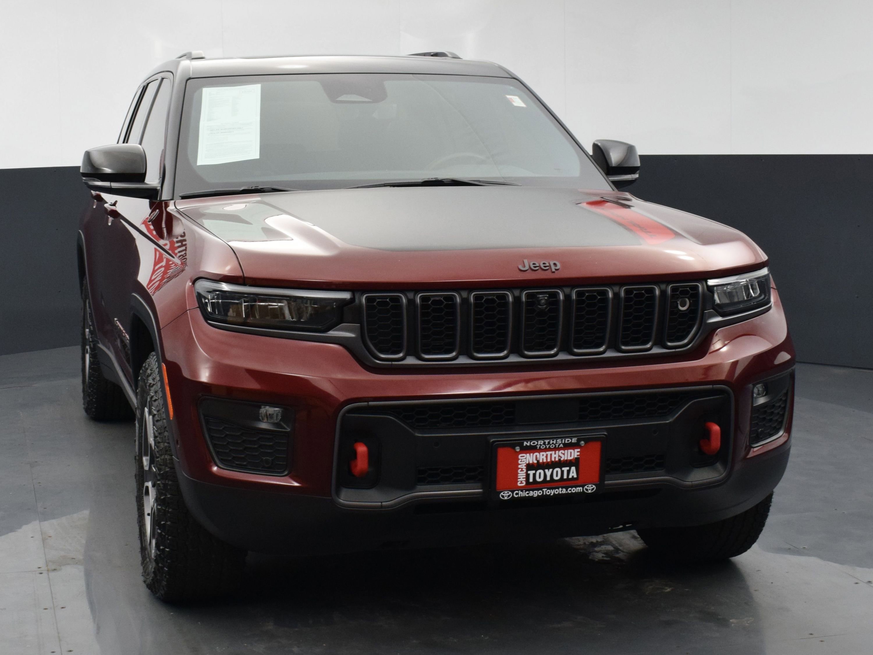 Used 2022 Jeep Grand Cherokee Trailhawk w/ ADV Protech Group II AWD/4WD image 7