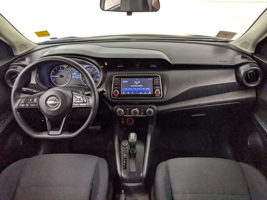 Used 2024 Nissan Kicks S FWD image 7