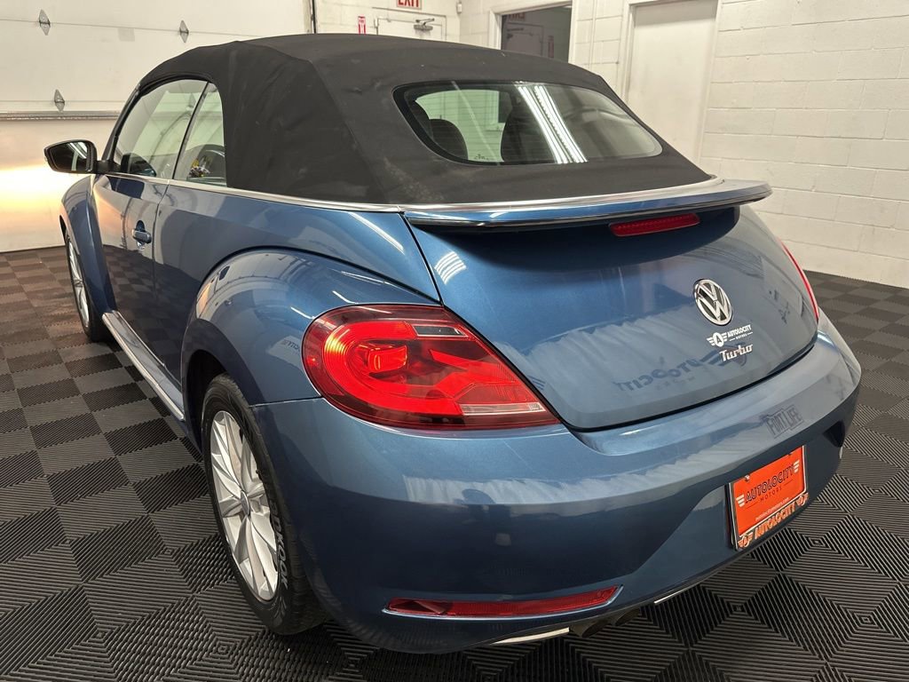 Used 2018 Volkswagen Beetle 2.0T S image 8