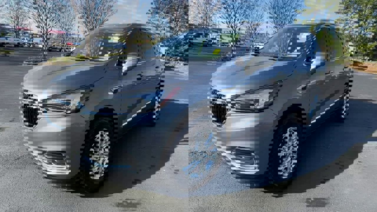 Used 2021 Buick Enclave Essence w/ Sound and Sites Package image 4