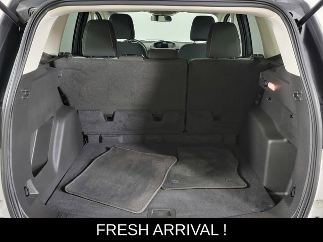 Used 2015 Ford Escape SE image 16