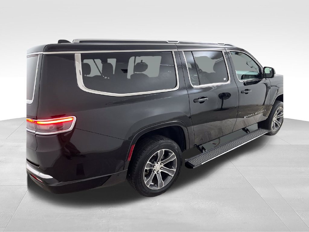 Used 2024 Jeep Grand Wagoneer L 4WD image 5