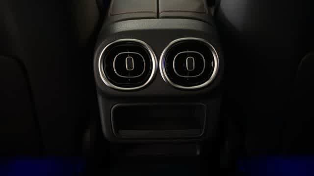 Used 2026 Mercedes-Benz GLC 43 AMG 4MATIC image 9