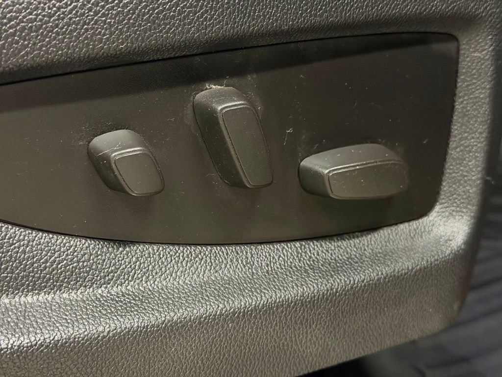 Used 2014 GMC Sierra 1500 Denali image 23