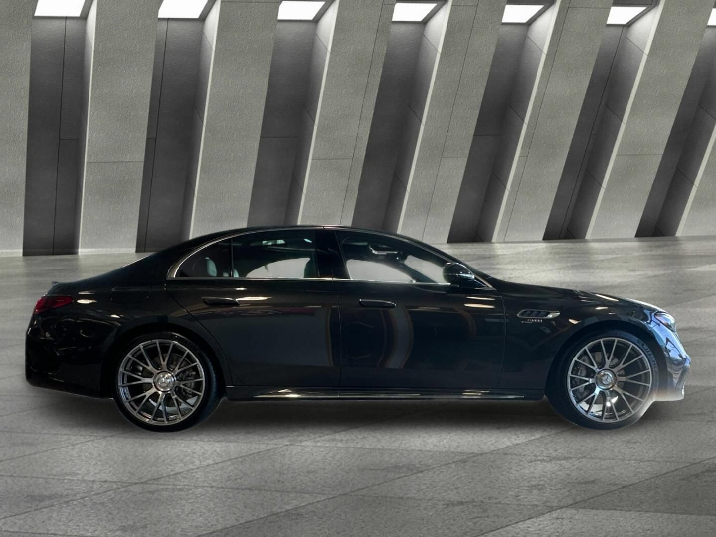 New 2027 Mercedes-Benz E 53 AMG e 4MATIC Sedan image 3