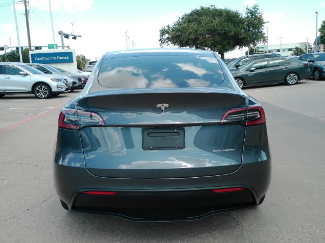 Used 2023 Tesla Model Y AWD image 7
