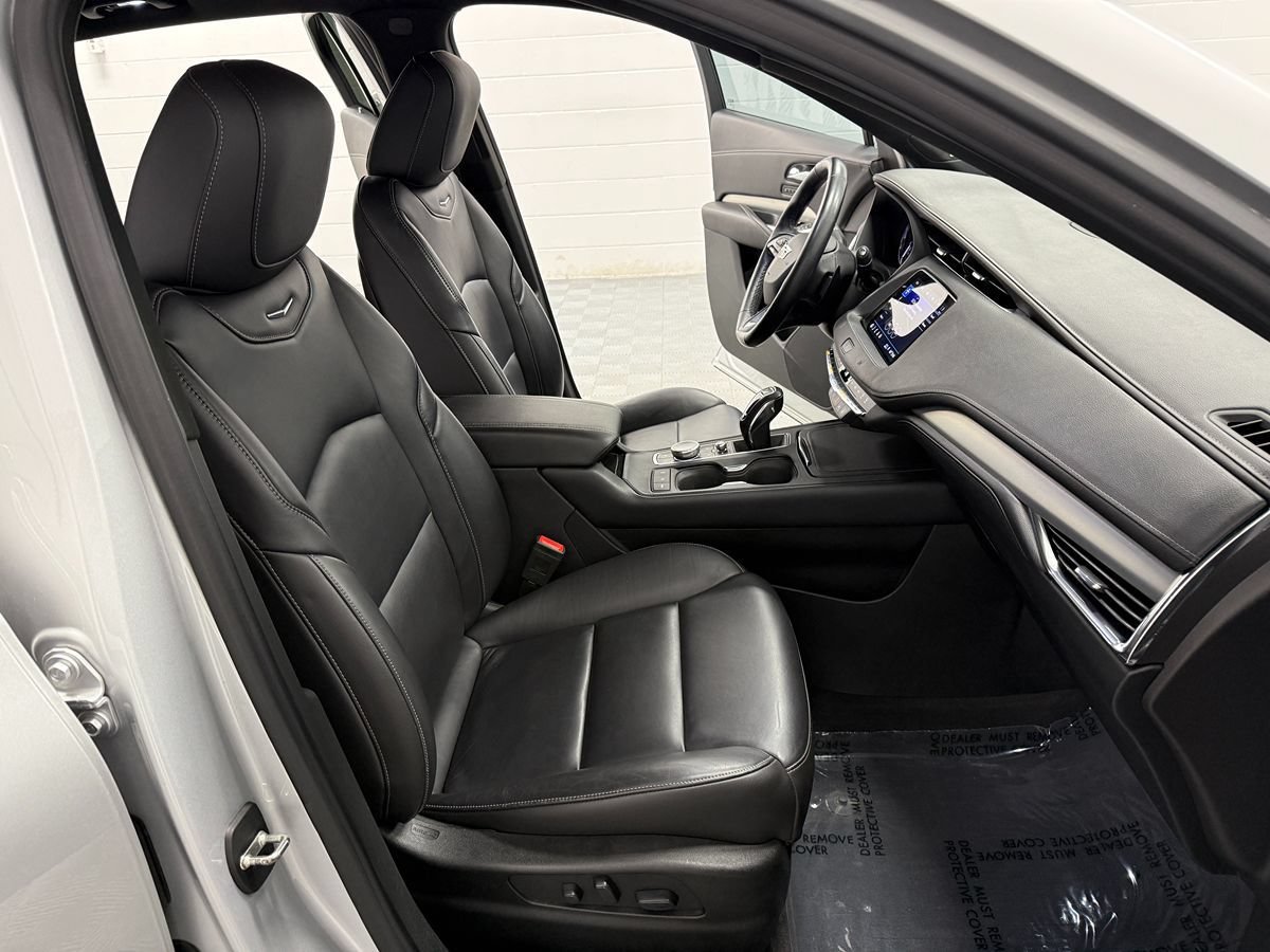 Used 2019 Cadillac XT4 Premium Luxury w/ Driver Awareness Package AWD/4WD image 14