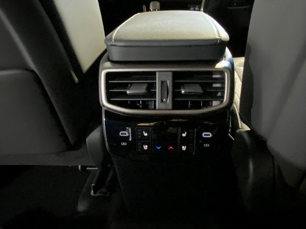 New 2025 Lexus RX 450h AWD w/ Luxury Package image 28
