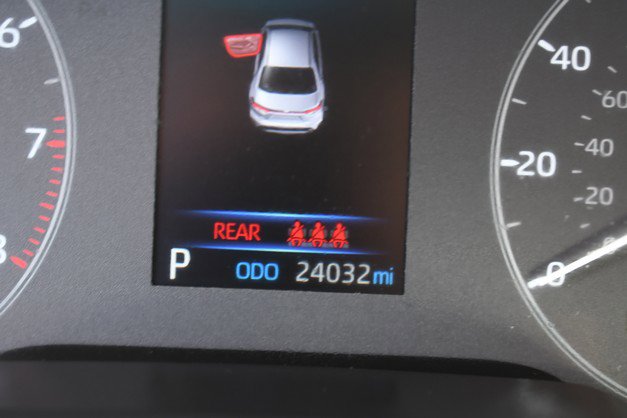 Certified 2025 Toyota Corolla LE image 32